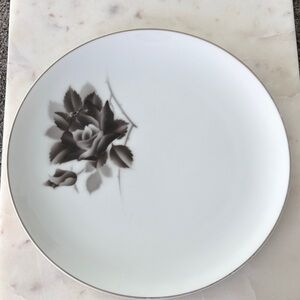 Black and White Floral Dinner Plate